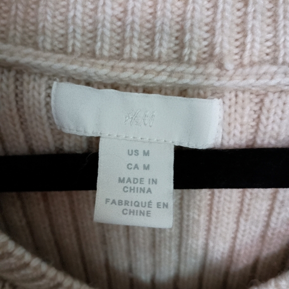 H&M Cream Ribbed Knit Sweater_ Medium - Picture 5 of 6
